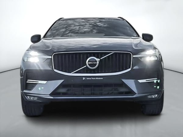 2022 Volvo XC60 B6 MOMENTUM // PREMIUM PACK-1