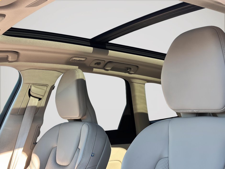2022 Volvo XC60 B6 INSCRIPTION AWD-8