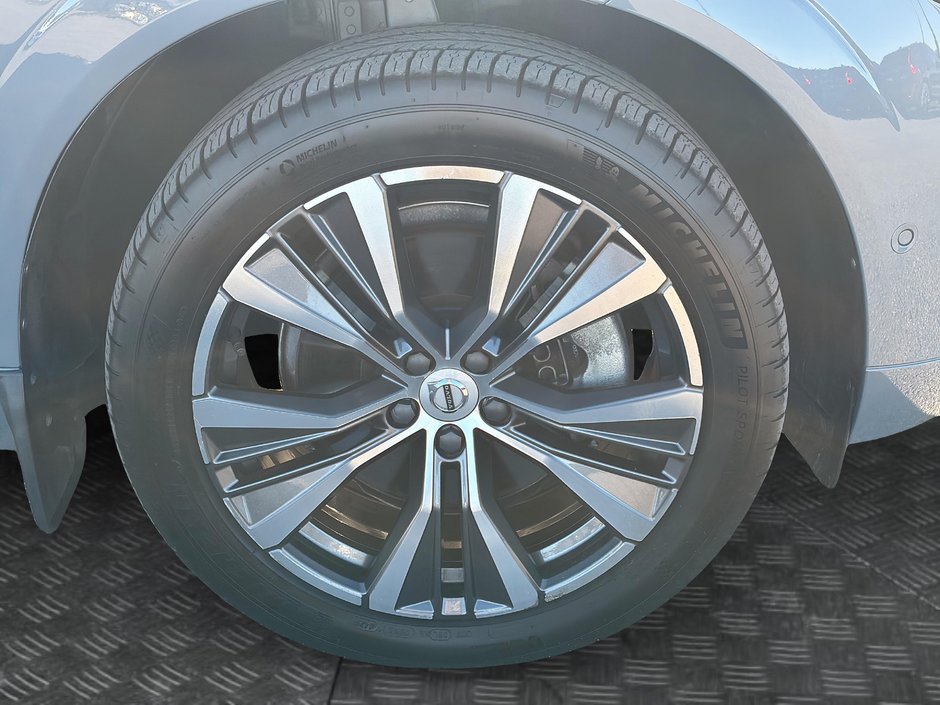 2022 Volvo XC60 B6 INSCRIPTION AWD-6