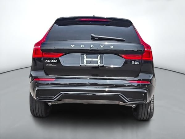 Volvo XC60 B5 ULTIMATE AWD DARK THEME 2024-5