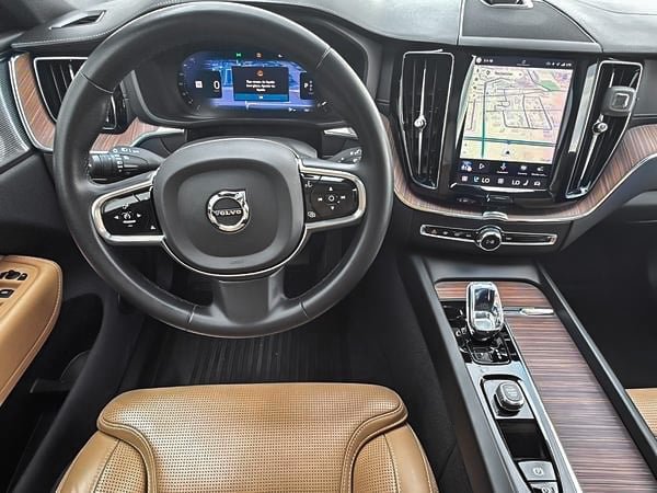 Volvo XC60 B5 ULTIMATE AWD DARK THEME 2024-14