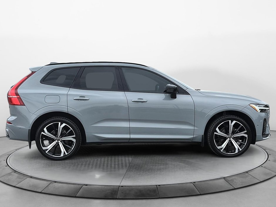 2024 Volvo XC60 B5 ULTIMATE AWD DARK THEME-5