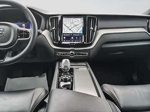 Volvo XC60 B5 ULTIMATE AWD DARK THEME 2024-13