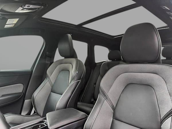 Volvo XC60 B5 ULTIMATE AWD DARK THEME 2024-9