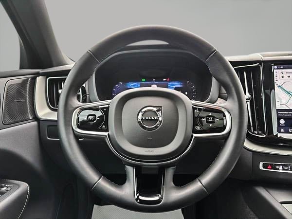 Volvo XC60 B5 ULTIMATE AWD DARK THEME 2024-14