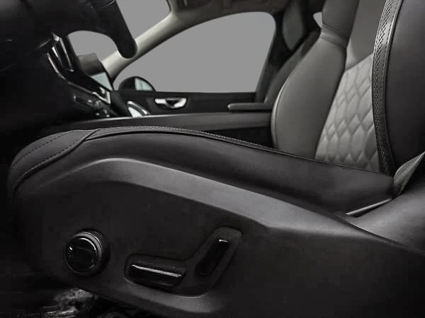 2026 Volvo XC60 B5 CORE AWD-11