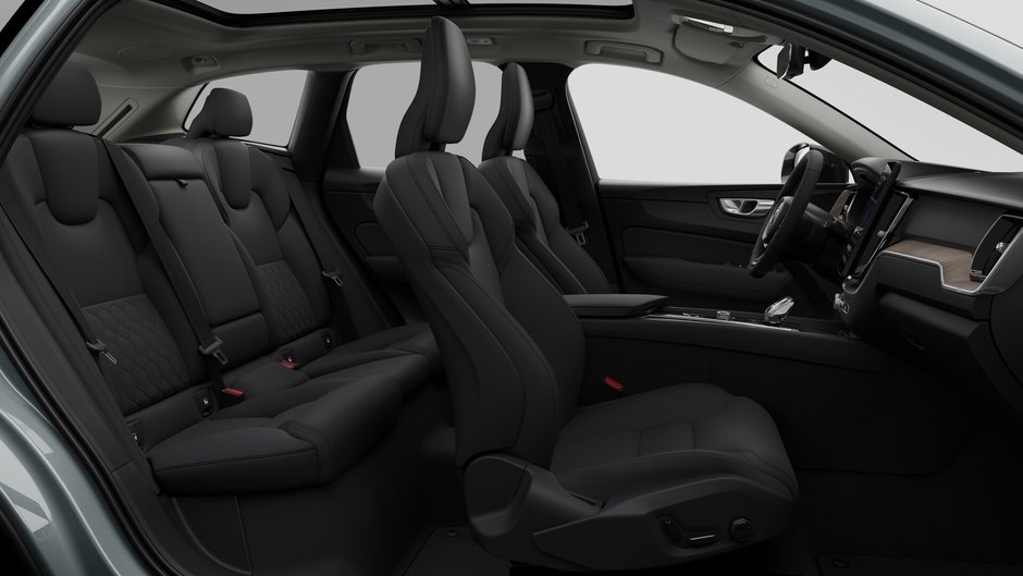 2026 Volvo XC60 Plus Dark Theme-12