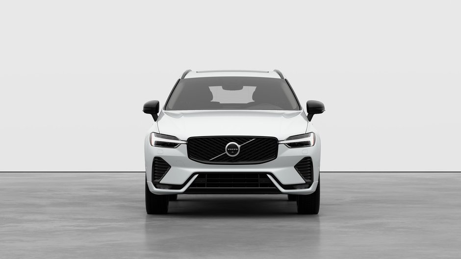 Volvo XC60 Plus Dark Theme 2027-4