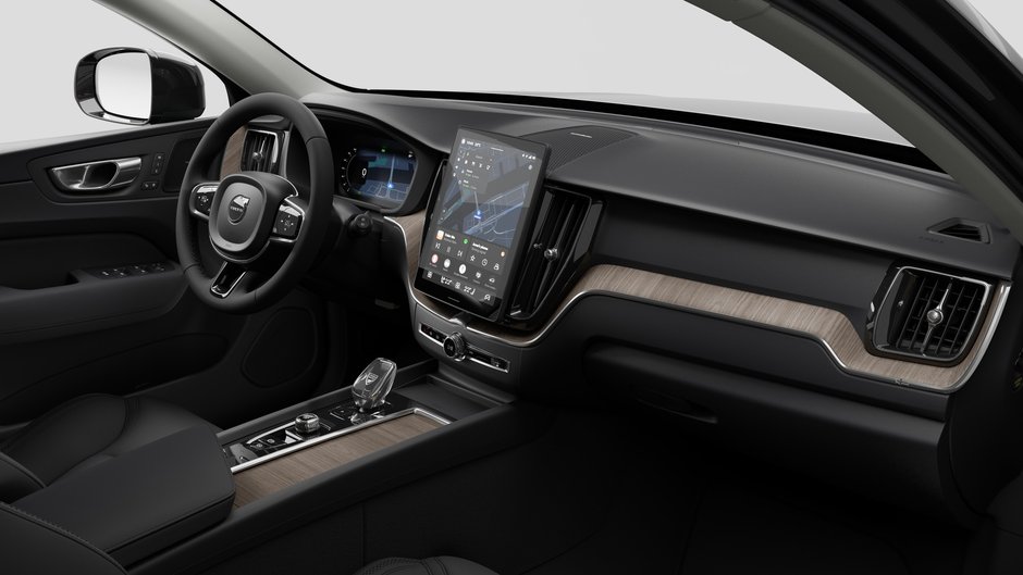 2027 Volvo XC60 Plus Dark Theme-9