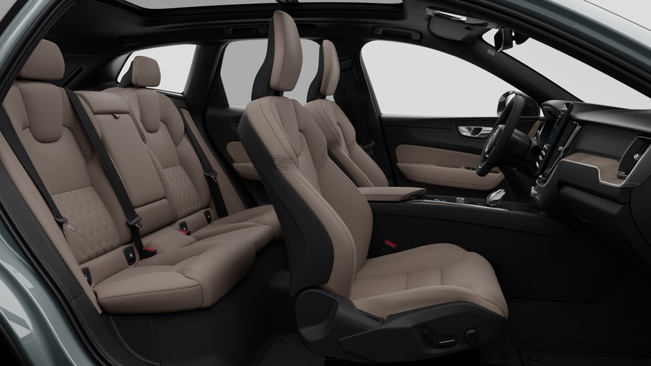 Volvo XC60 Core Dark Theme 2027-12