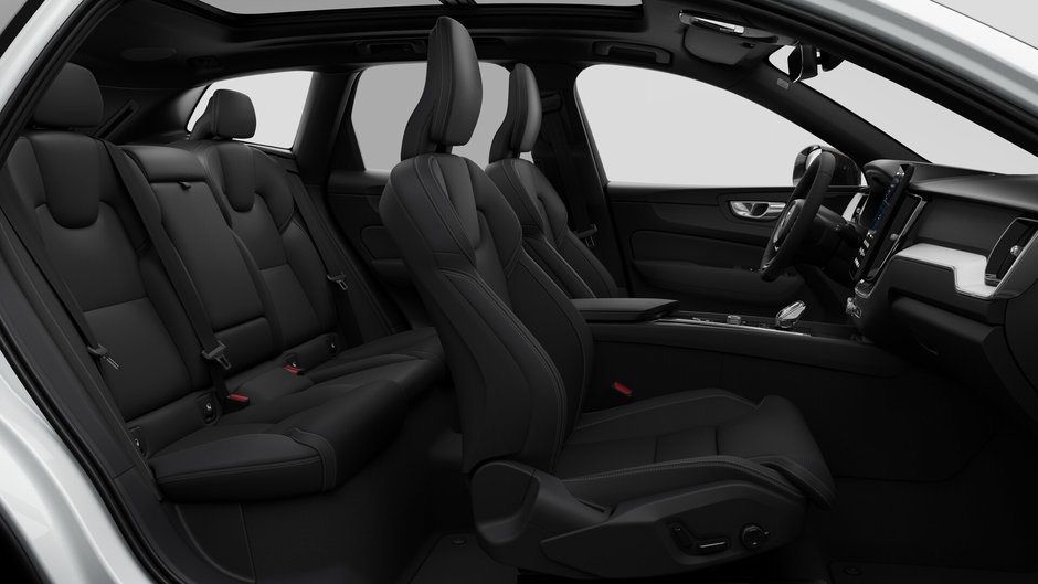 Volvo XC60 Plus Black Edition 2027-12