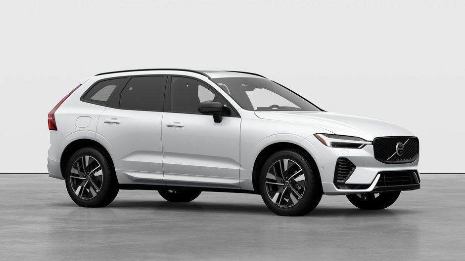 Volvo XC60 Plus Dark Theme 2027-2