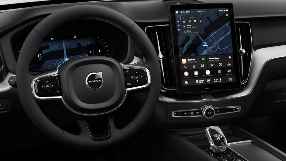Volvo XC60 Plus Black Edition 2027-13