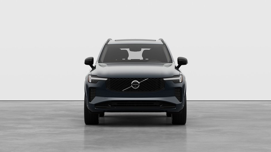 Volvo XC90 Plug-In Hybrid Plus Dark Theme 2026-4