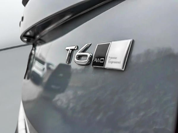 2022 Volvo XC90 T6 INSCRIPTION AWD // POLESTAR-8