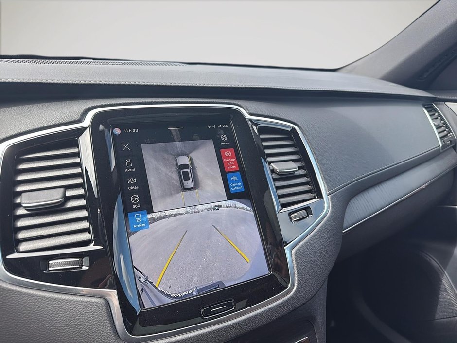 2025 Volvo XC90 B6 ULTRA AWD // 7 PLACES-16