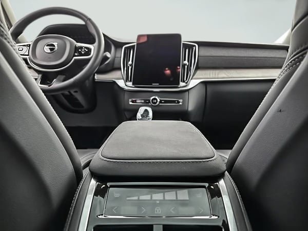 Volvo XC90 B6 ULTRA AWD // 7 PLACES 2026-10