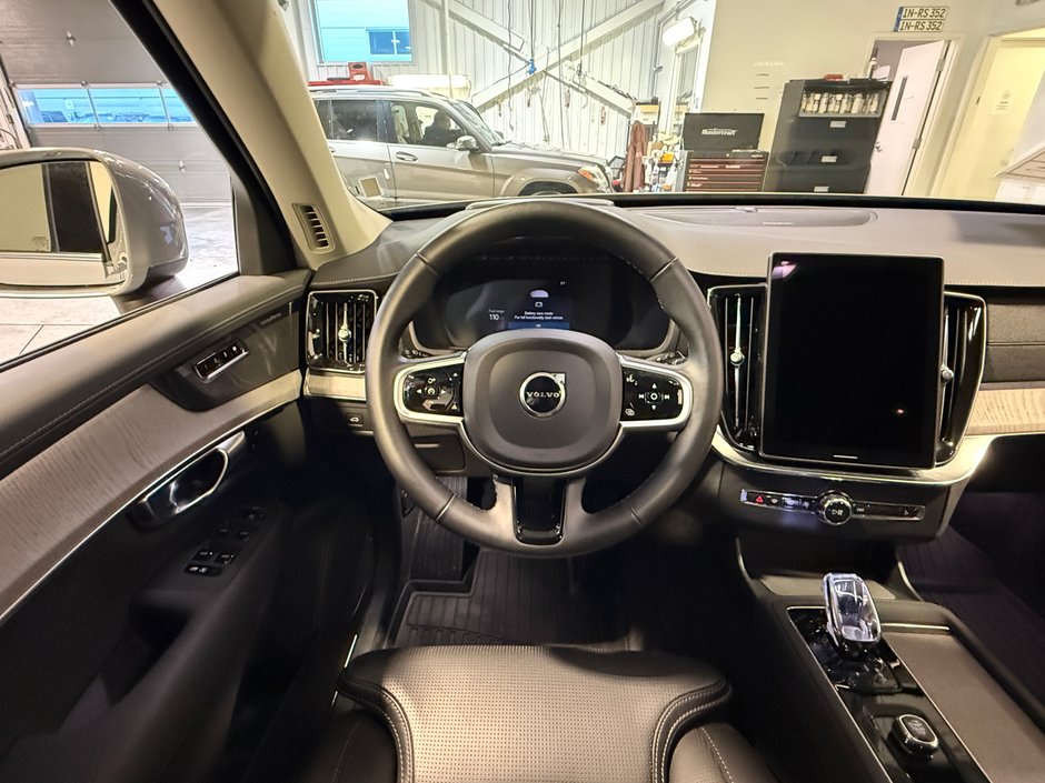 2026 Volvo XC90 B6 ULTRA AWD // 7 PLACES-15