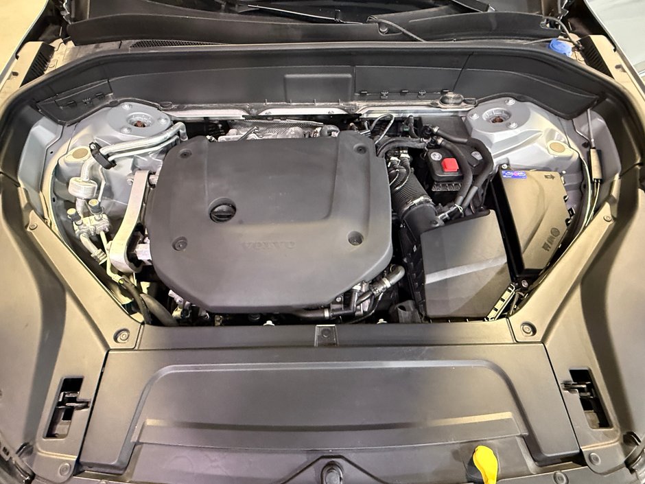 2026 Volvo XC90 B6 ULTRA AWD // 7 PLACES-25