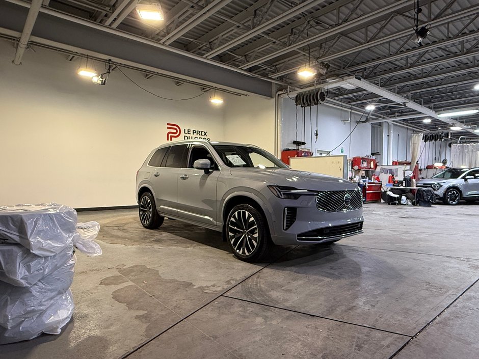 2026 Volvo XC90 B6 ULTRA AWD // 7 PLACES-2