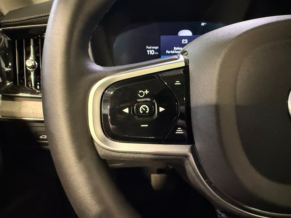 2026 Volvo XC90 B6 ULTRA AWD // 7 PLACES-16