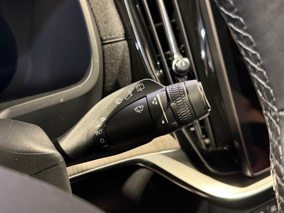 2026 Volvo XC90 B6 ULTRA AWD // 7 PLACES-19