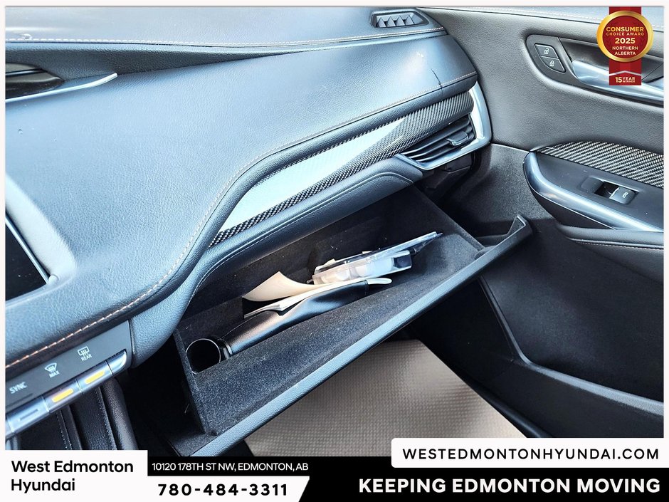 2021 Cadillac XT4 Sport-30