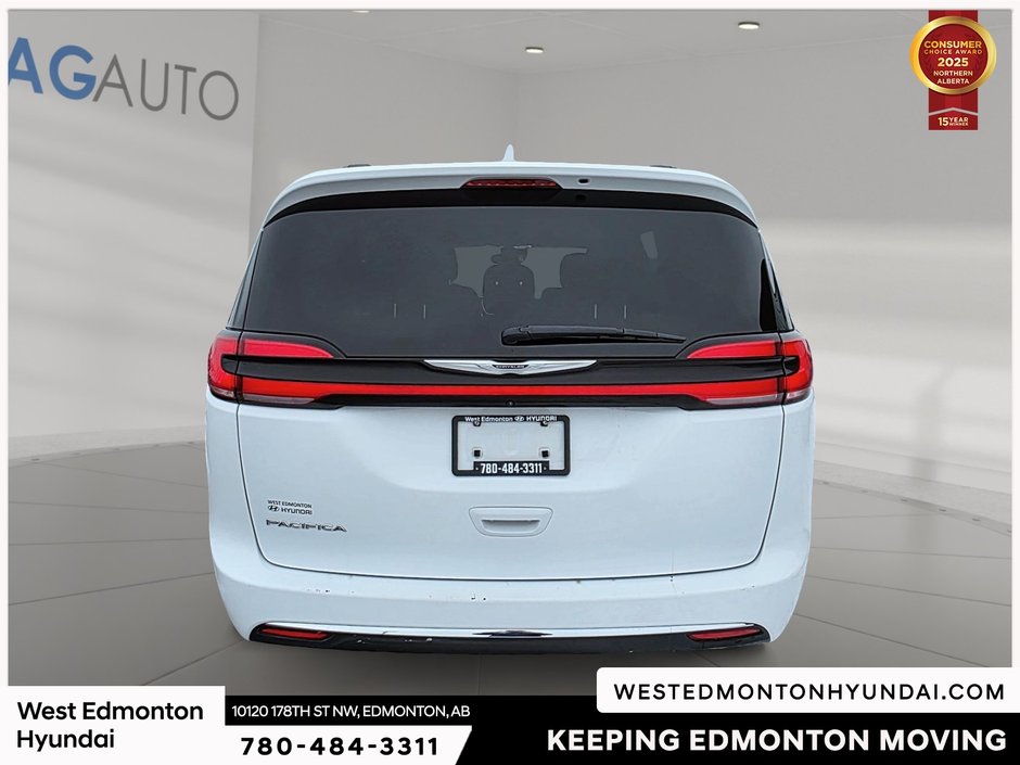 2022 Chrysler Pacifica Touring-7