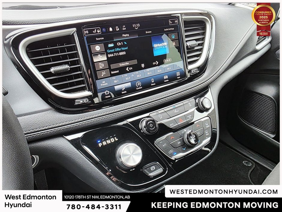 2022 Chrysler Pacifica Touring-26