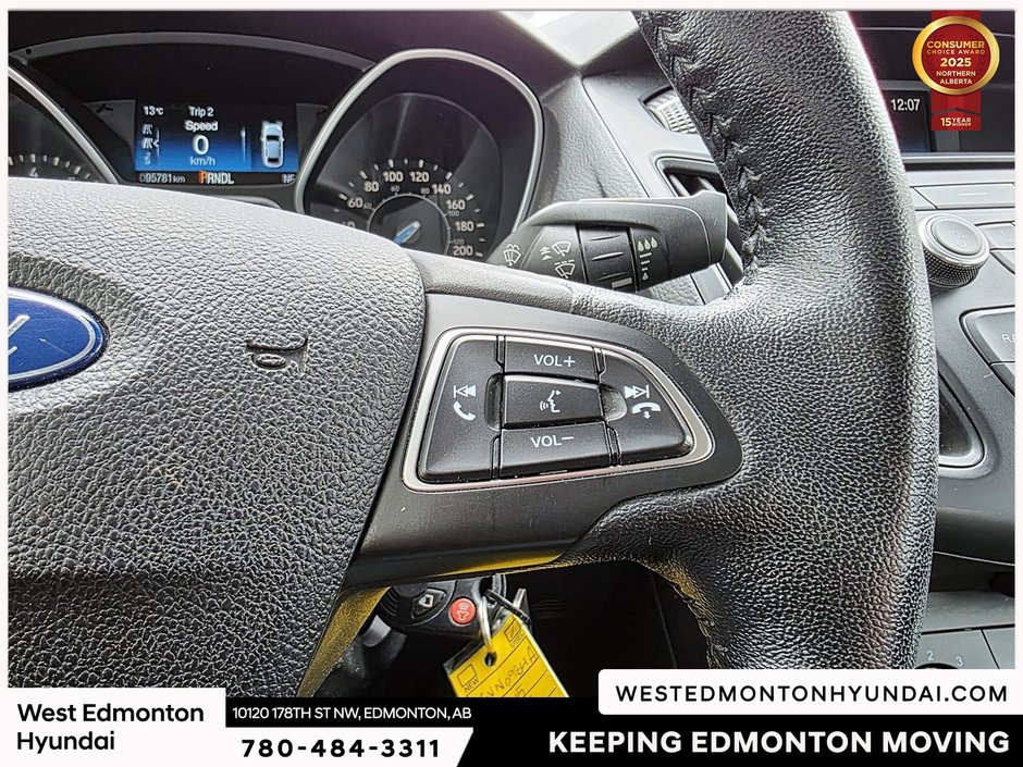 2015 Ford Focus SE-14