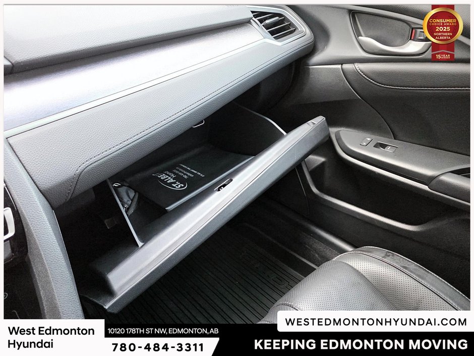 2017 Honda Civic Touring-32