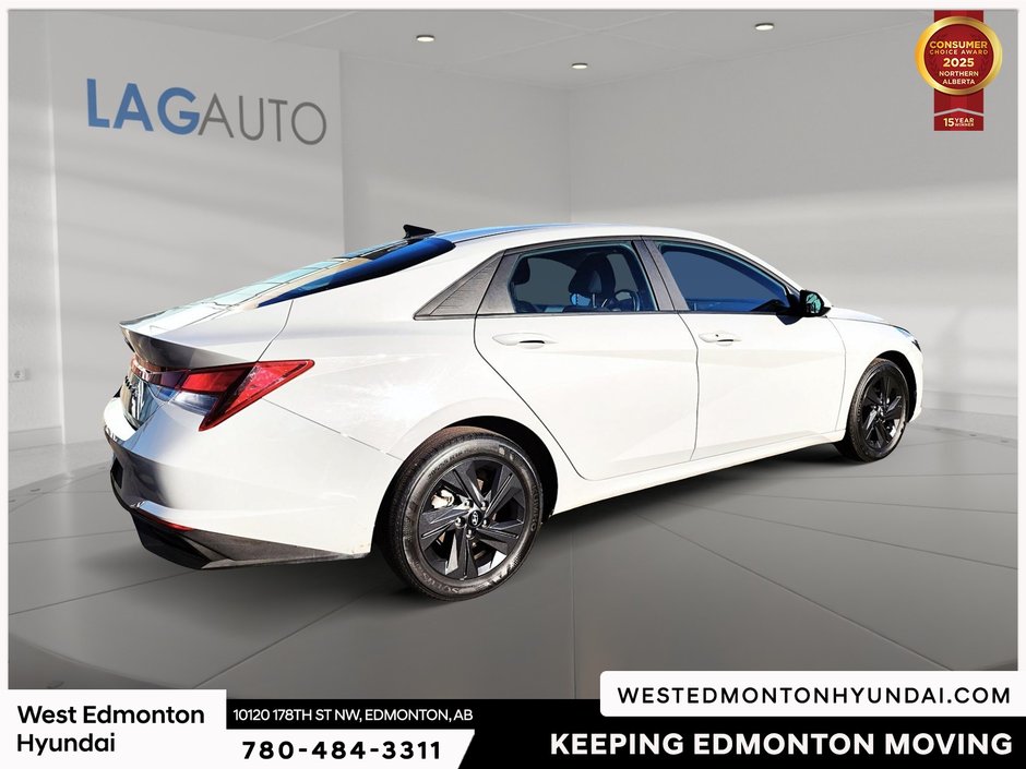 2023 Hyundai Elantra Preferred-9