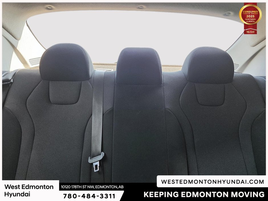 2023 Hyundai Elantra Essential-21