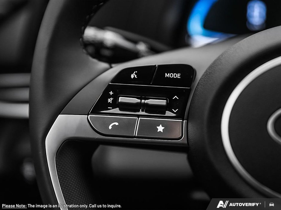 2024 Hyundai Elantra Luxury Two-Tone Interior-12