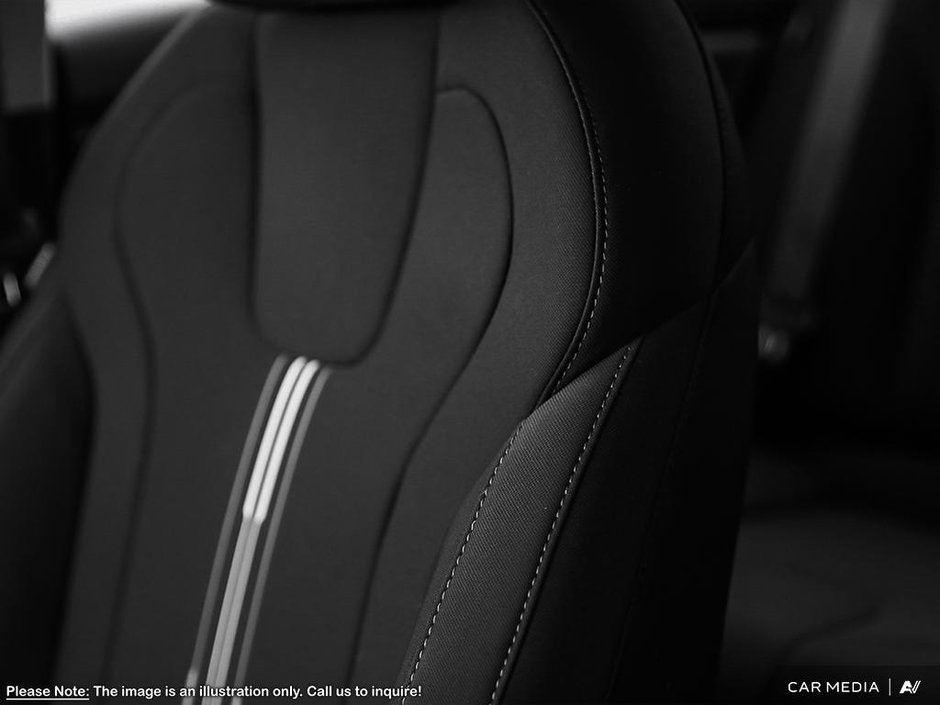 2024 Hyundai Elantra Luxury-17