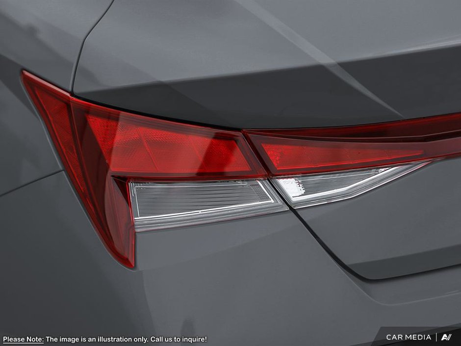 2024 Hyundai Elantra Luxury-8