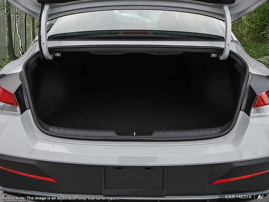 2025 Hyundai Elantra Essential-6