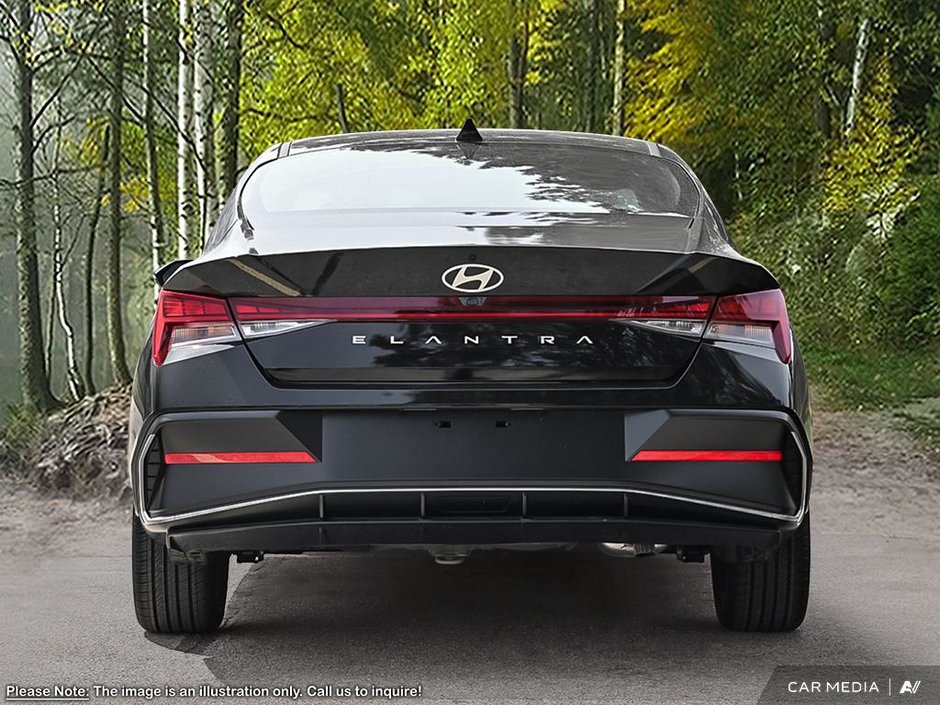 2025 Hyundai Elantra Luxury-4