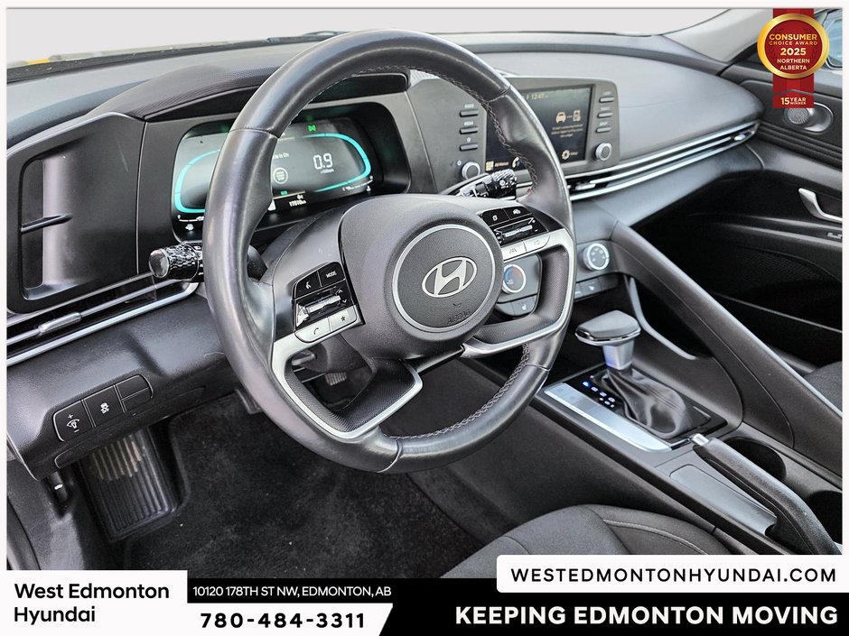 2025 Hyundai Elantra Preferred-19