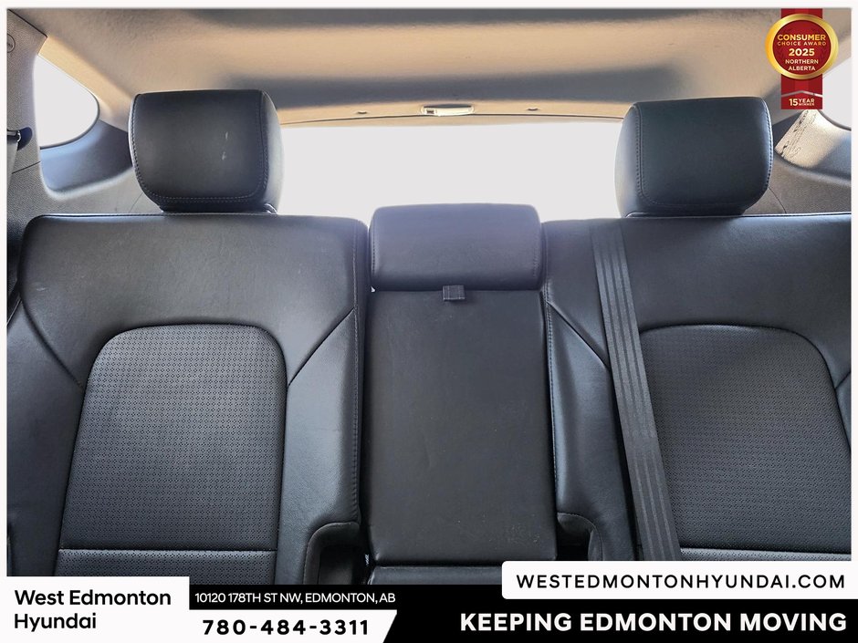 2015 Hyundai Santa Fe Sport 2.0T SE-24