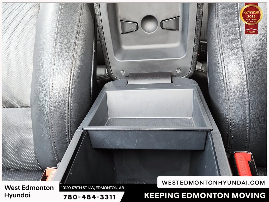 2017 Hyundai Santa Fe Sport 2.4 SE-33