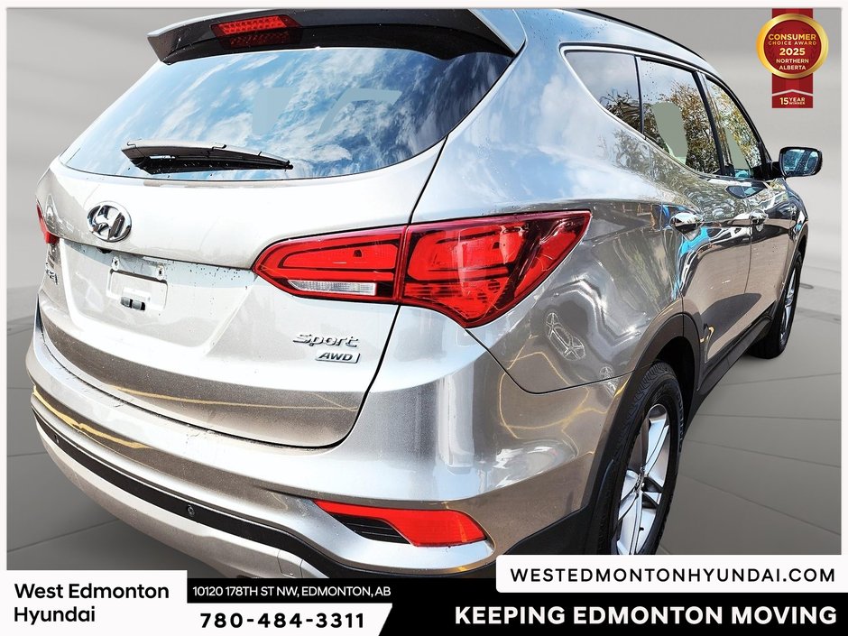 2017 Hyundai Santa Fe Sport 2.4 SE-8