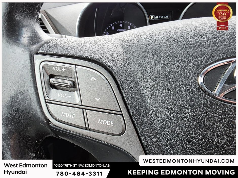 2017 Hyundai Santa Fe XL Limited-11