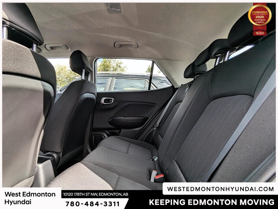 2022 Hyundai Venue Essential-17