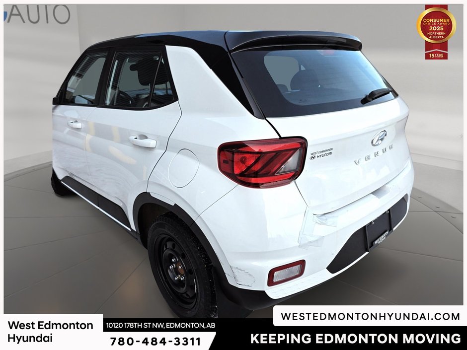 2023 Hyundai Venue Essential-6