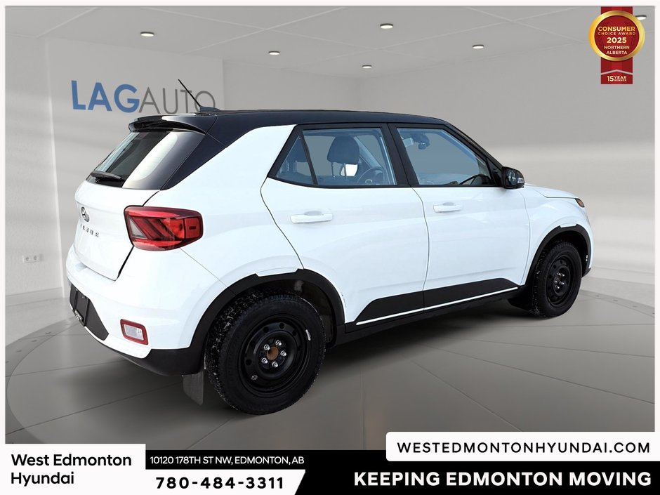 2023 Hyundai Venue Essential-9