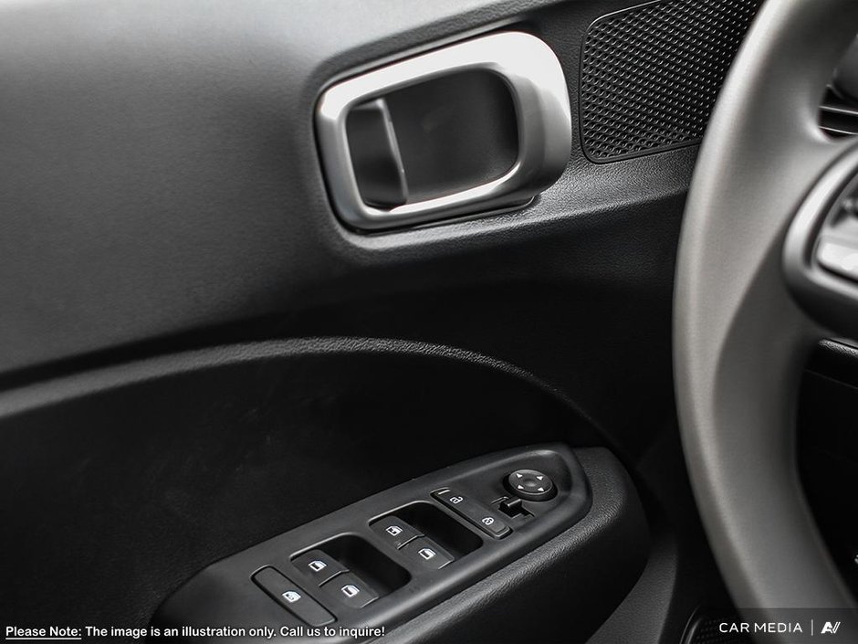 2025 Hyundai Venue Essential Two-tone-15