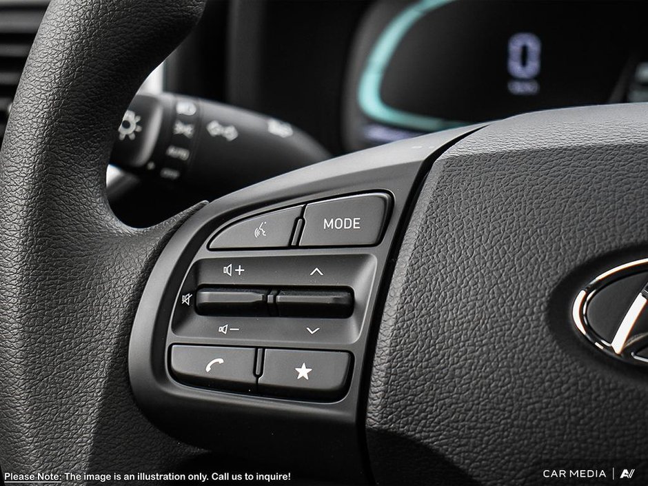 2025 Hyundai Venue Essential Two-tone-14
