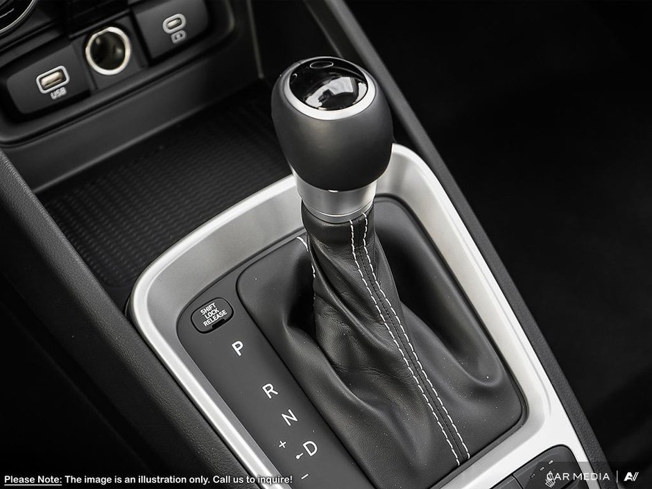 2025 Hyundai Venue Essential-16