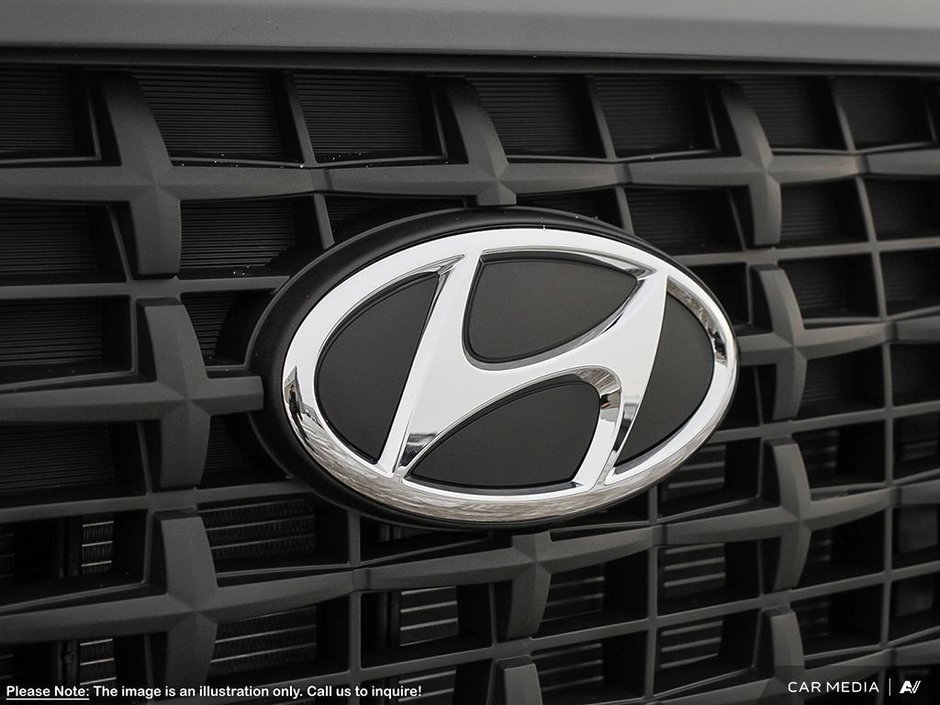 2025 Hyundai Venue Preferred-8